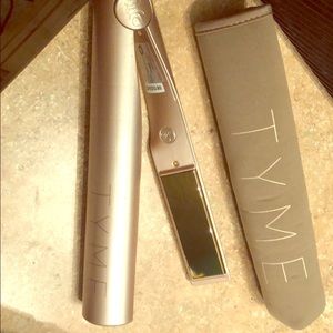 Tyme curling iron